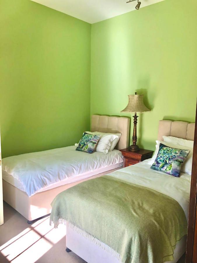 2 Bed Courtyard Apartment At Rockfield House Kells In Meath - Short Term Let Eksteriør bilde